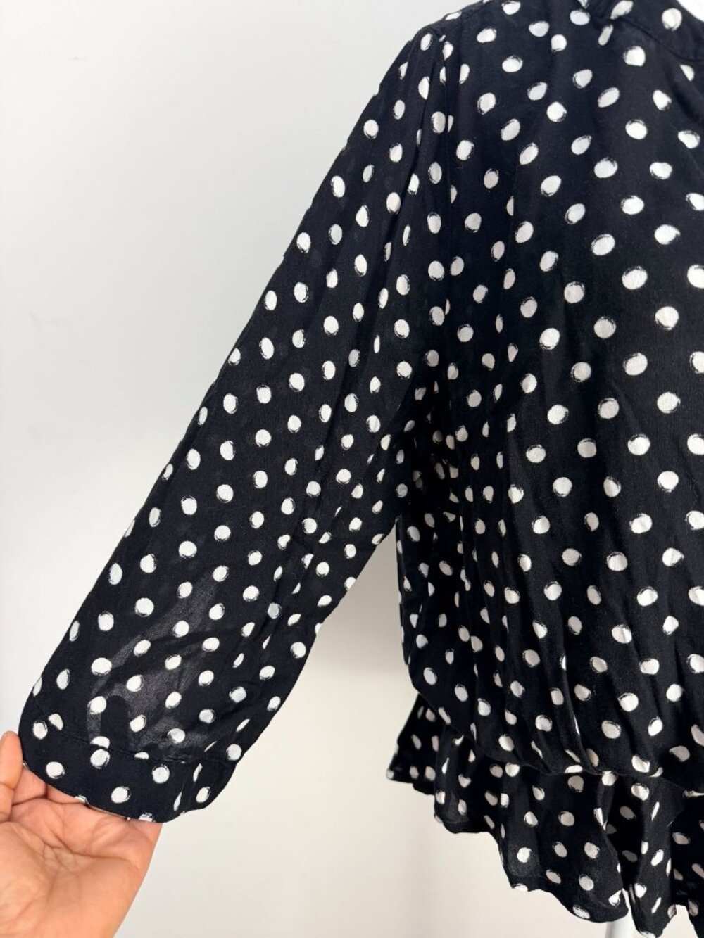 Croft & Barrow Womens XL Polka Dot Blouse Black White Peplum Tunic Top - Picture 13 of 14
